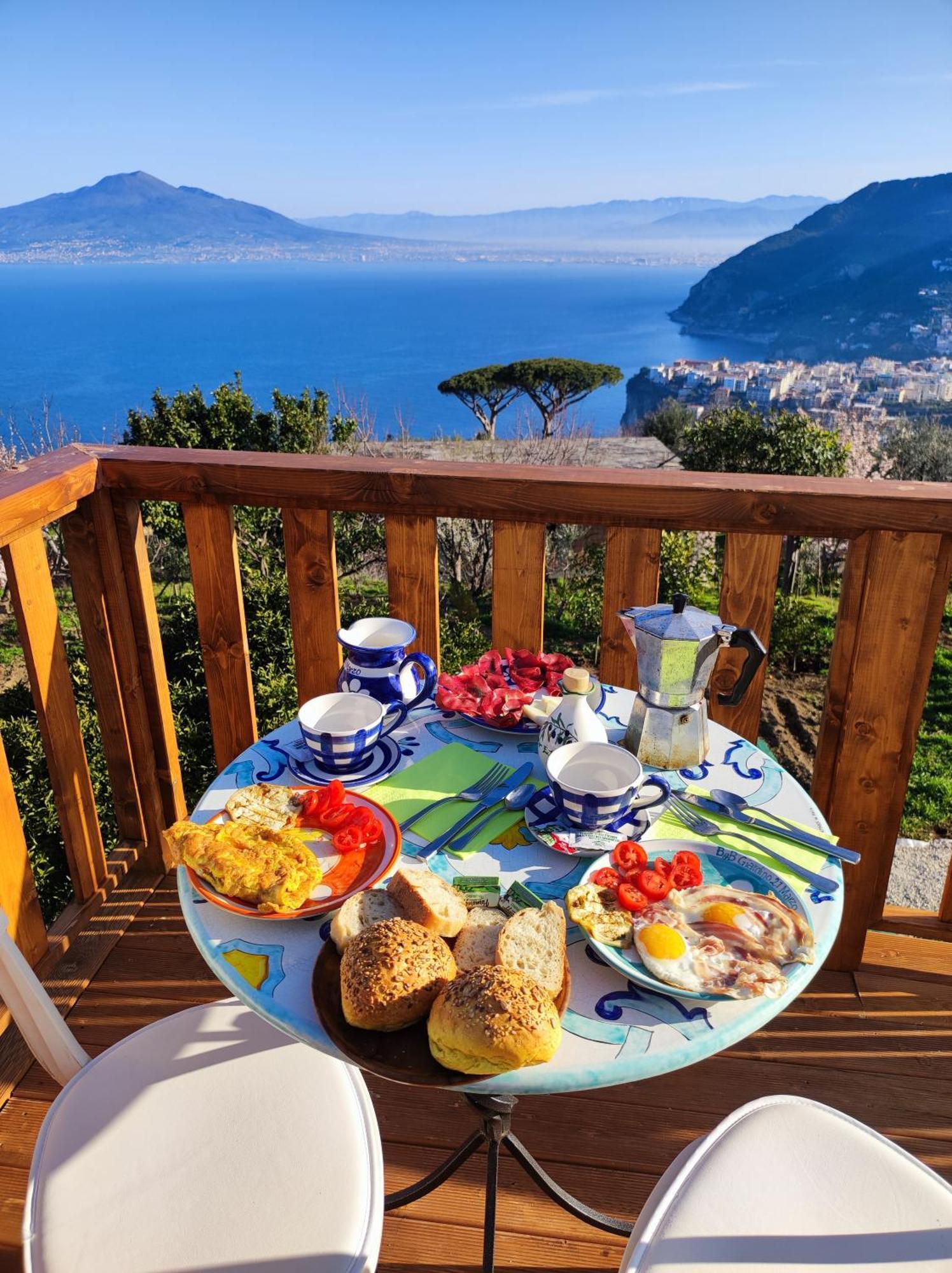 Bed and Breakfast Giardino 21 Marzo à Vico Equense Chambre photo